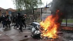 France student protests erupt as hundreds are detained