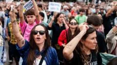 Housing crisis in Spain: Mass protests follow legislative defeat